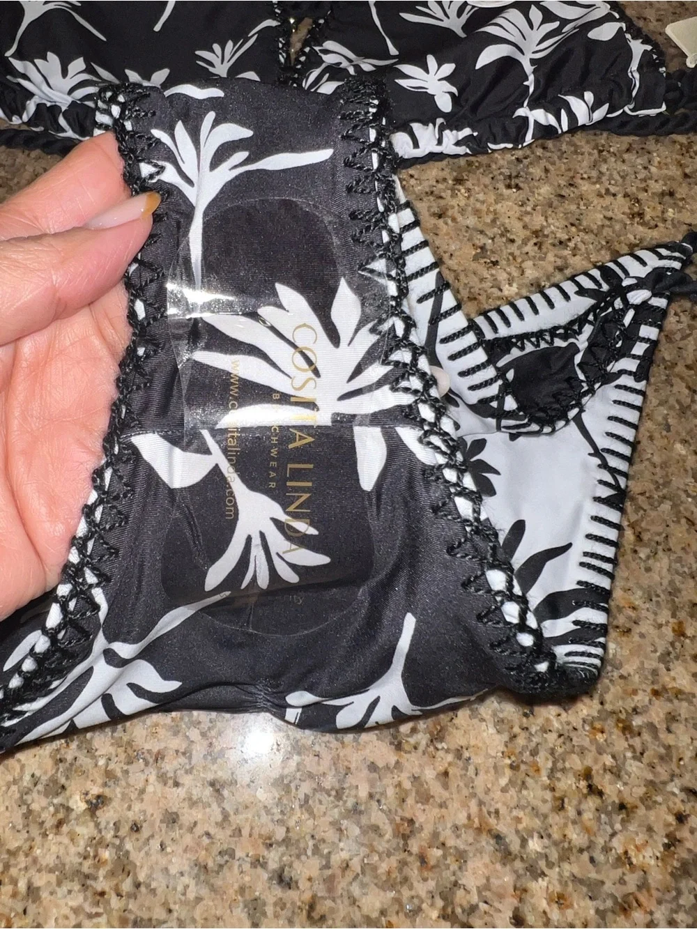 Cosita Linda Nature’s Nomads Reversible Bikini Set Black White L NWT